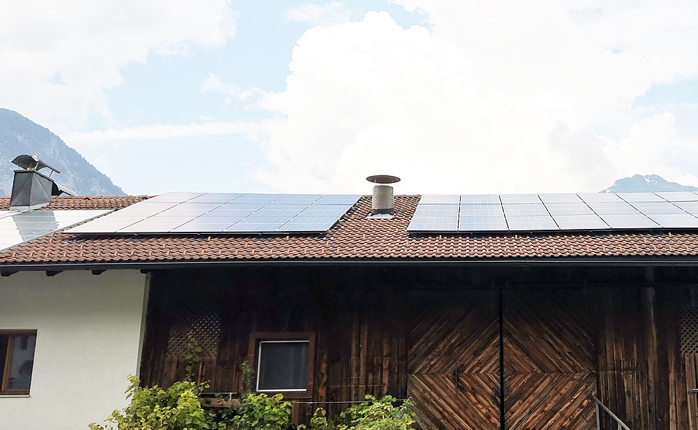 Landwirtschaft Buch Tirol PV 12kWp + Heizstabsteuerung