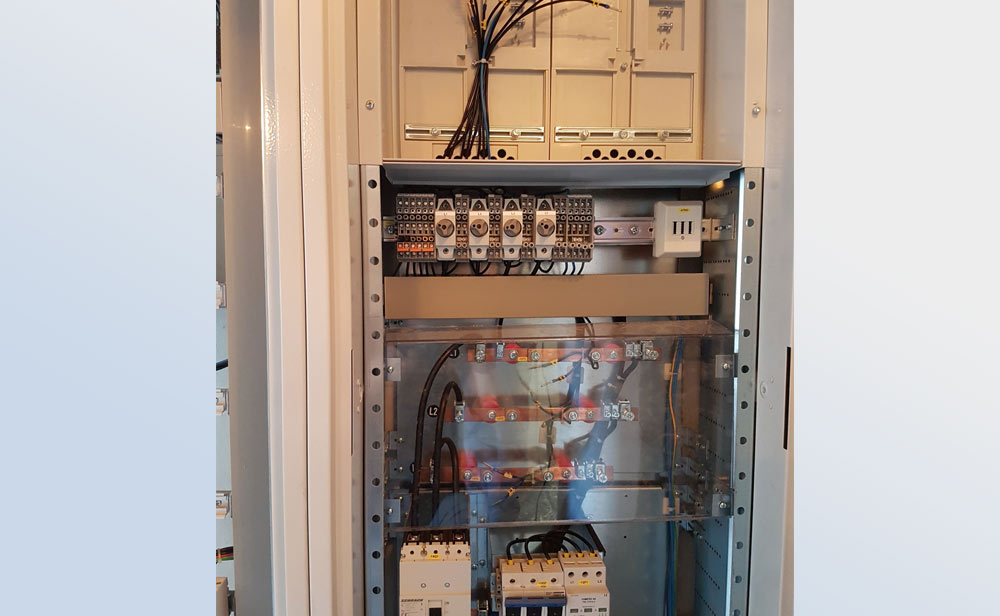 Neuerrichtung Zählerverteiler 3x125A Für 80kWp PV Landwirtschaft