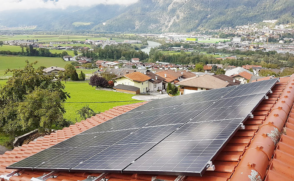 Wohnhaus Buch In Tirol 7kWp PV Anlage + Batteriespeicher