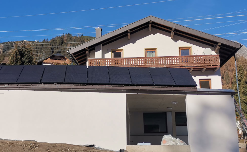 Wohnhaus St. Anton Arlberg PV Anlage 4kWp