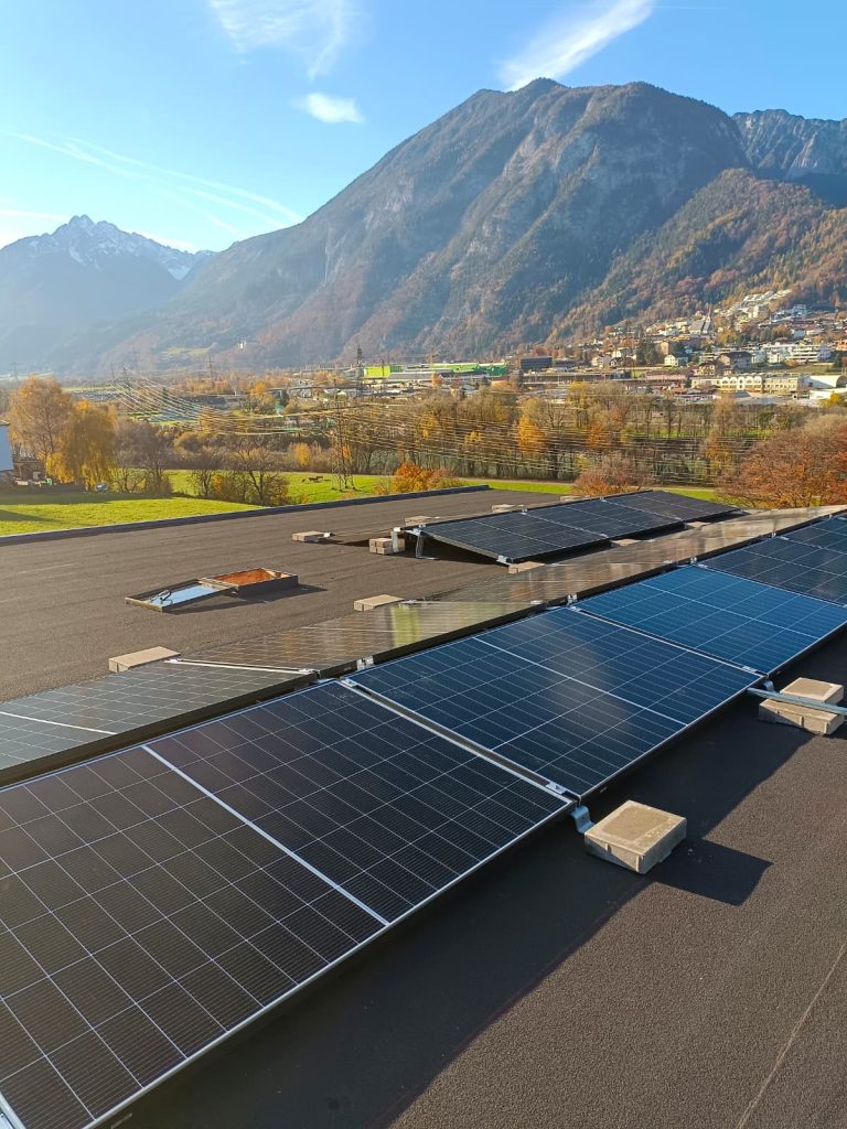 Privathaus 8,8 kWp Buch i. T.
